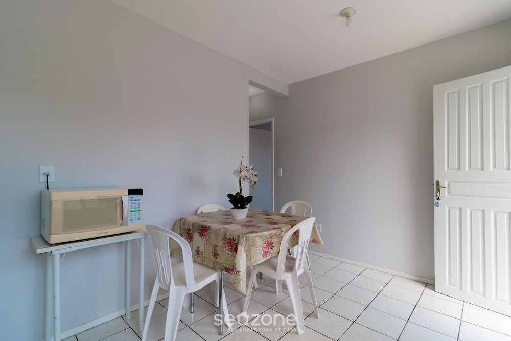 Aptos a 2min da Praia de Canasvieiras Floripa-sc RTB