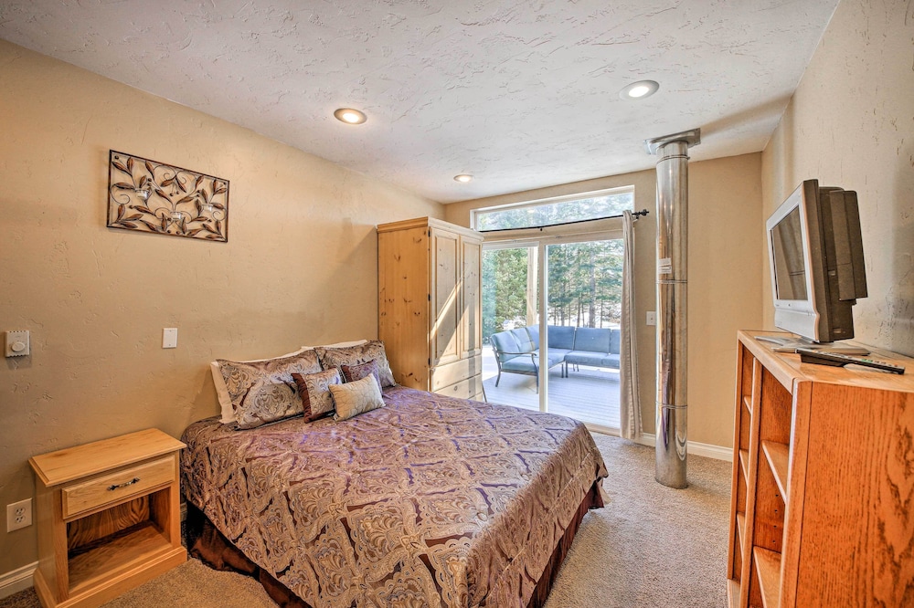 Family-friendly Sagle Vacation Rental w/ Deck - Property Image 26