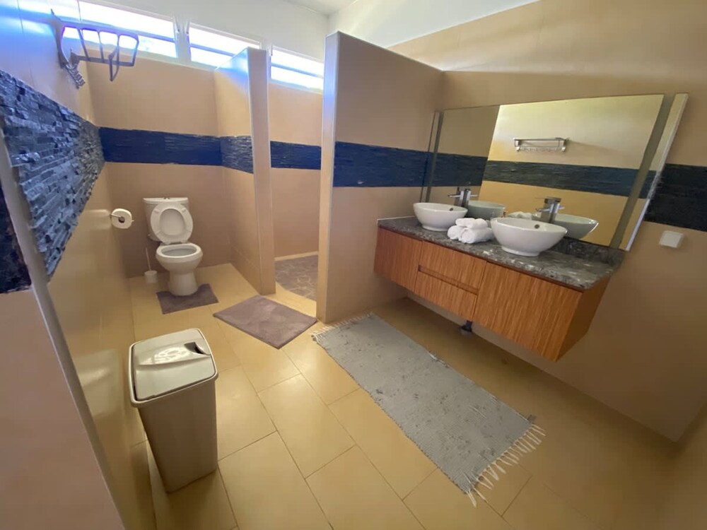 Fare Avea in Mahina With 3 Bedrooms and 2 Bathrooms