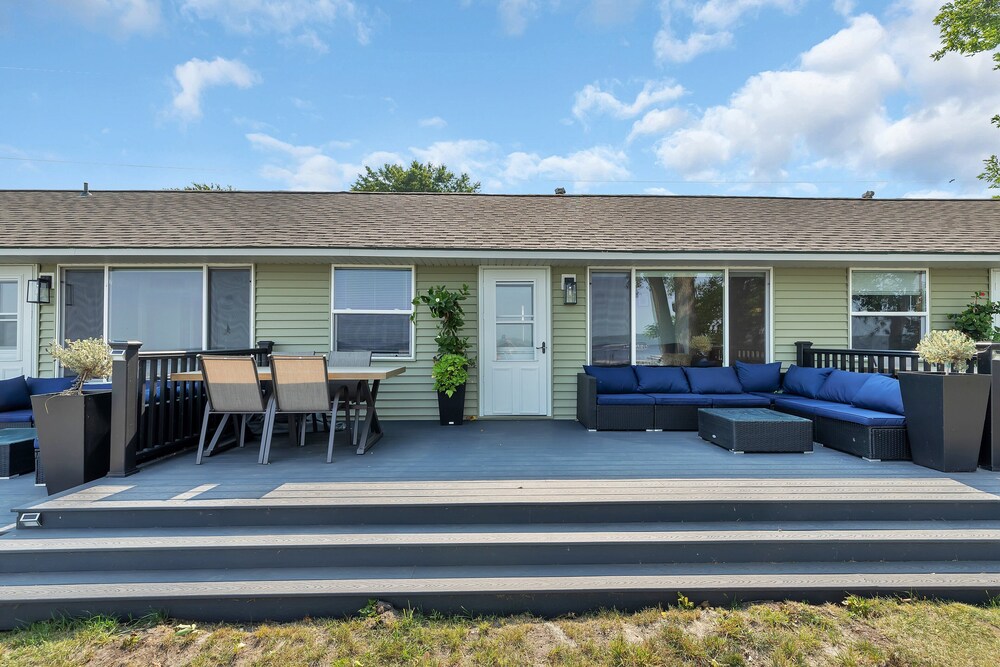 Rizzy's on the Lake - Property Image 16