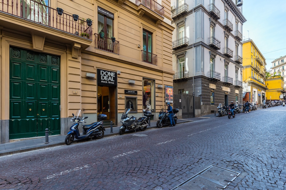 Colonna Apartments by Wonderful Italy