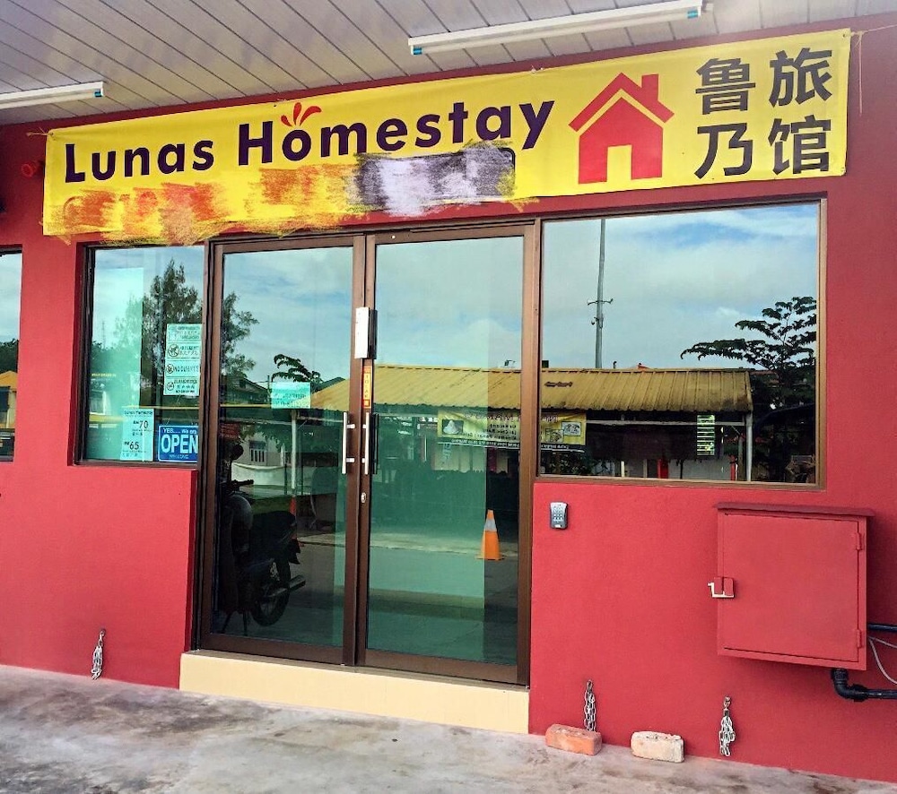 Lunas Homestay by Yolodge photo 7