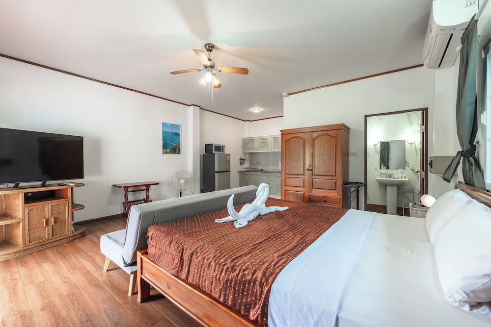 Yanui Paradise unit 2D-2nd floor V216