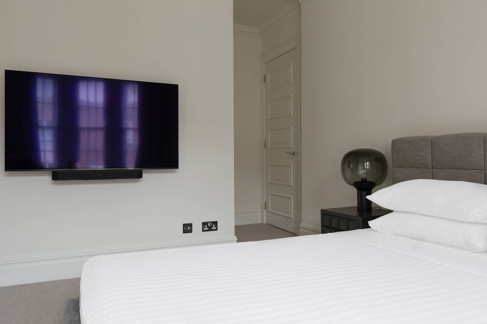 Sloane Court East VI by Onefinestay