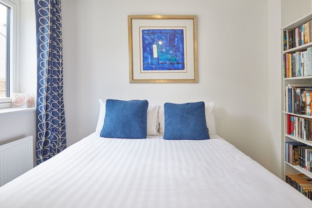 Host Stay Castle View