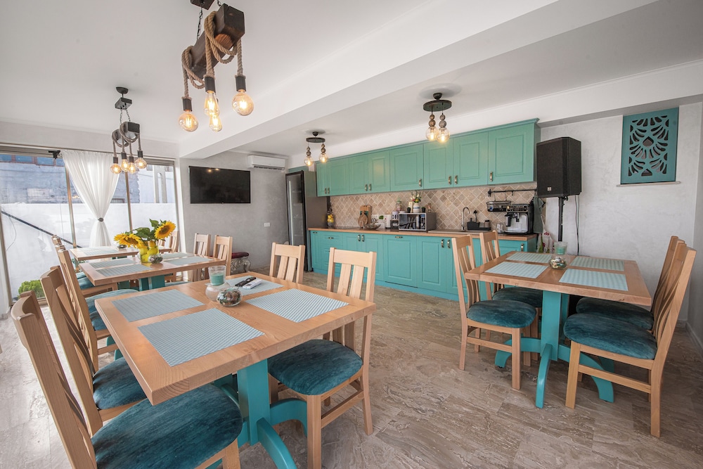 Thaya Rooms