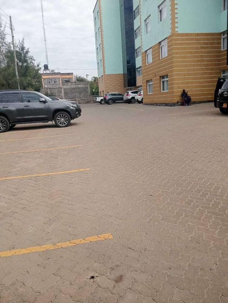 Lux Suites Zerubabel penthouse Kisumu
