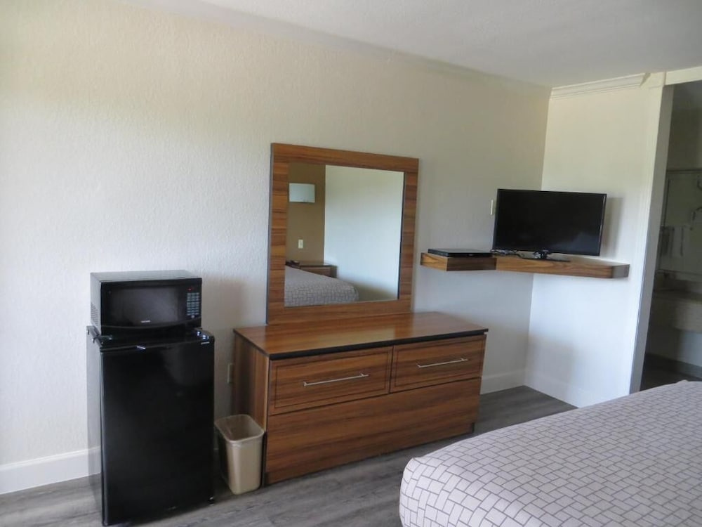 Palace Inn Wayside