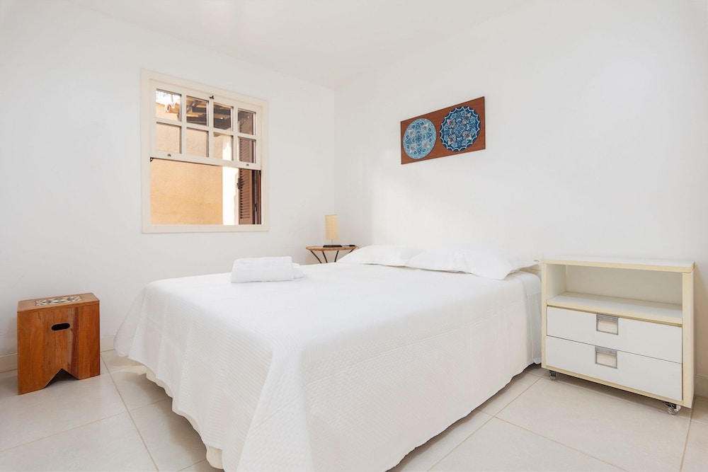 Bz75 Casa 4 suítes Geriba 250m da praia