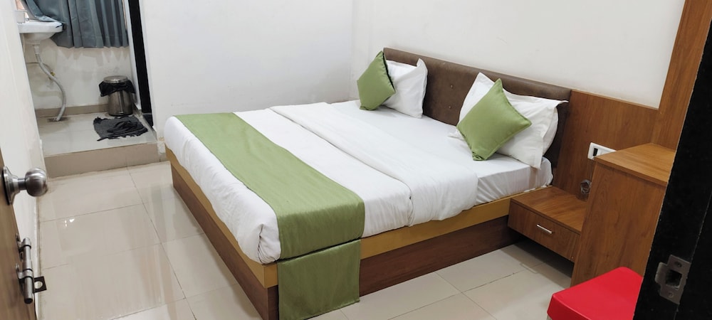Hotel Radhe