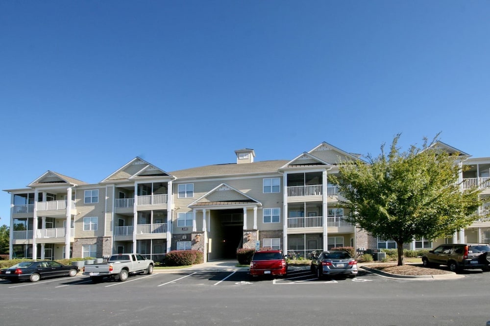 2407 Commons II view 4