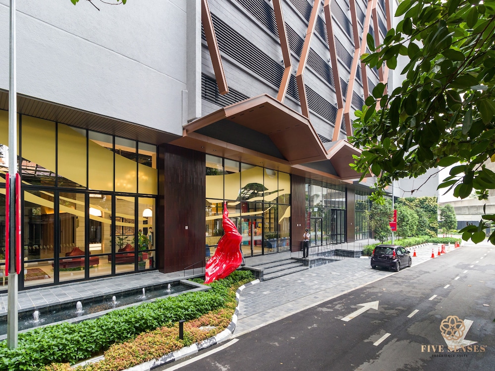 Scarletz Suites by Five senses