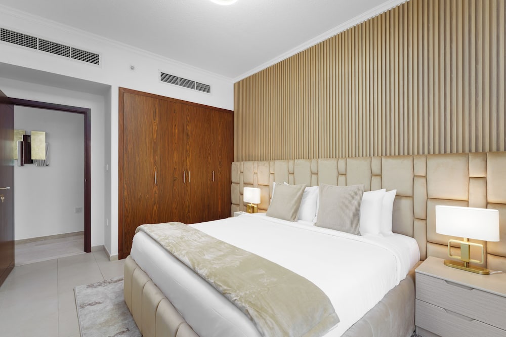 Maison Privee - Exclusive Duplex Villa with Panoramic Terrace Overlooking Burj Khalifa