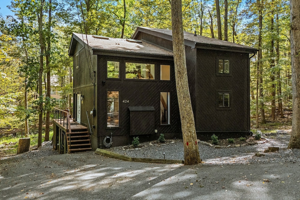 Somerset Lodge by Avantstay Hot Tub Lake Access Community Amenities