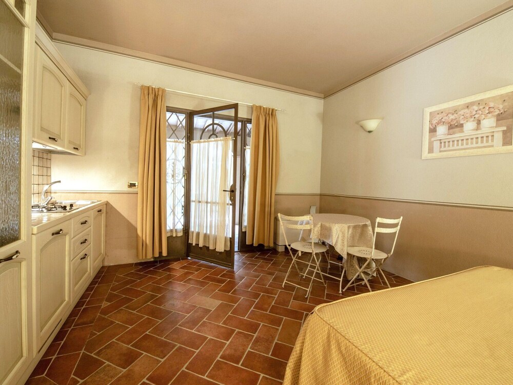 Apartment in Monteverdi Near Wine Tours view 3