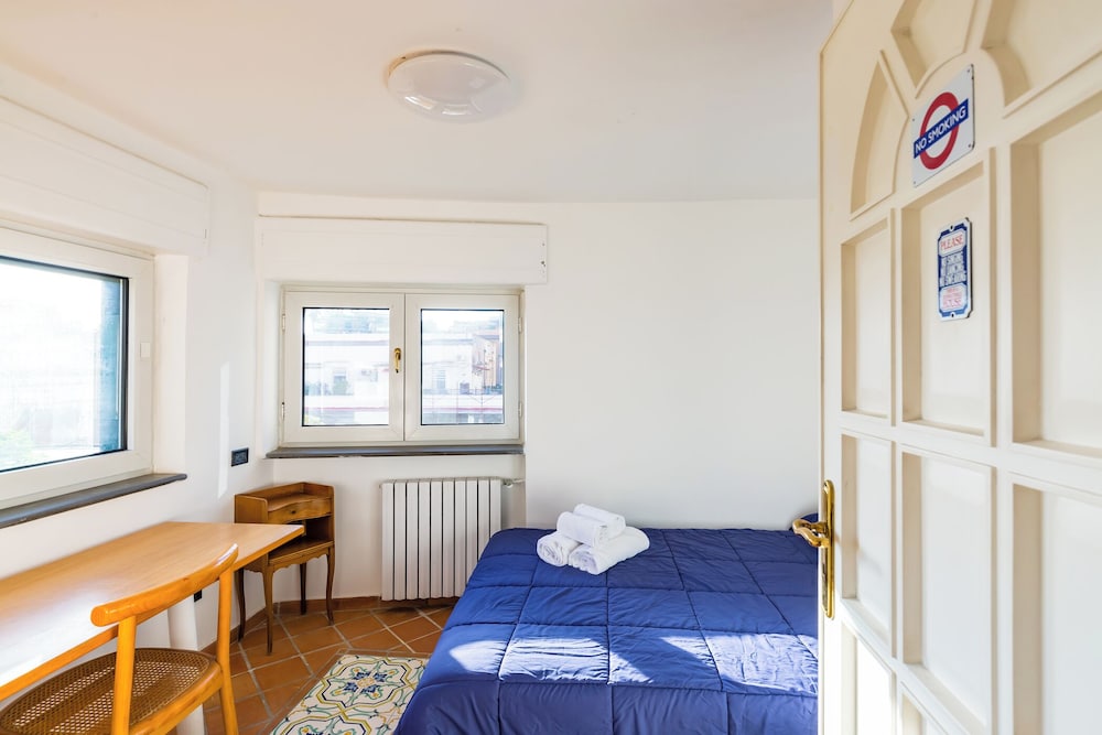 Villa Paola - Hidden Panoramic Garden and Terraces by Napoliapartments