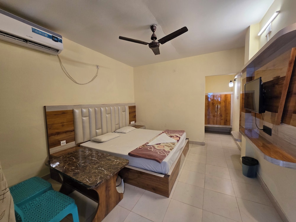 Ricardo Beach Resort