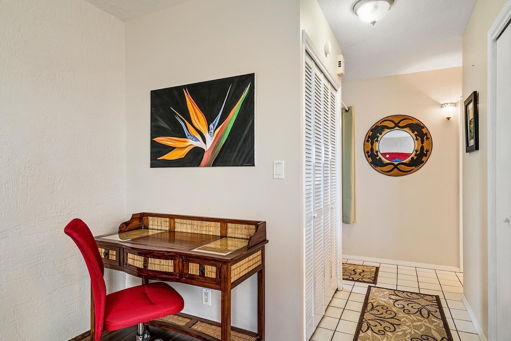 Beautiful Ocean Views - Top Floor - Concierge Included - Vrkcv