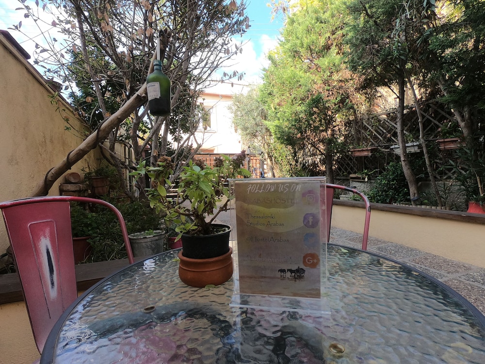 Arabas - Hostel