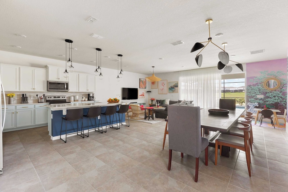 Sleeps 26! Resort Home w/ On-site Waterpark, Pool Flamingo Grove by Avantstay