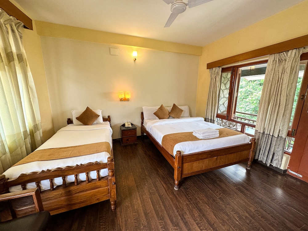 Lake View Resort