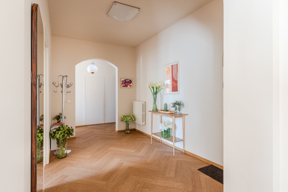 Casa Dante in Lucca With 3 Bedrooms and 2 Bathrooms