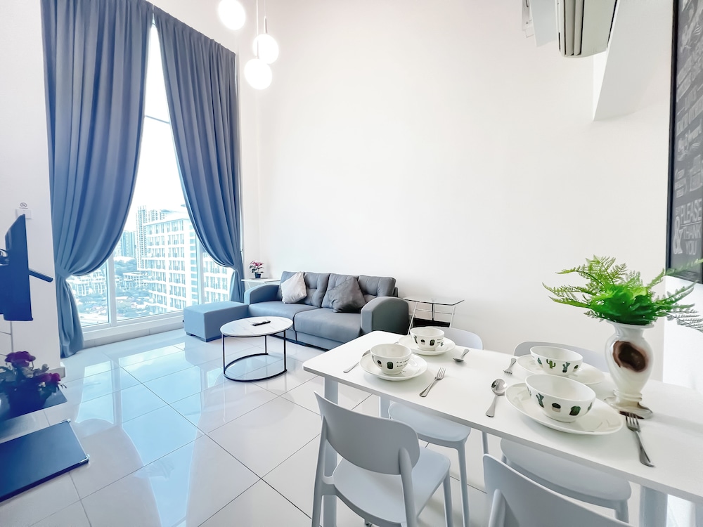 The Scott Garden by Manhattan Group