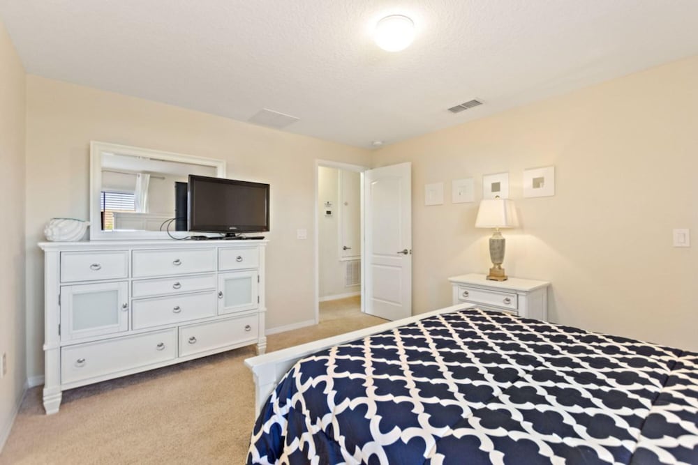 Refurbished! Lazy Life at Storey Lake by Shine Villas #901 view 2