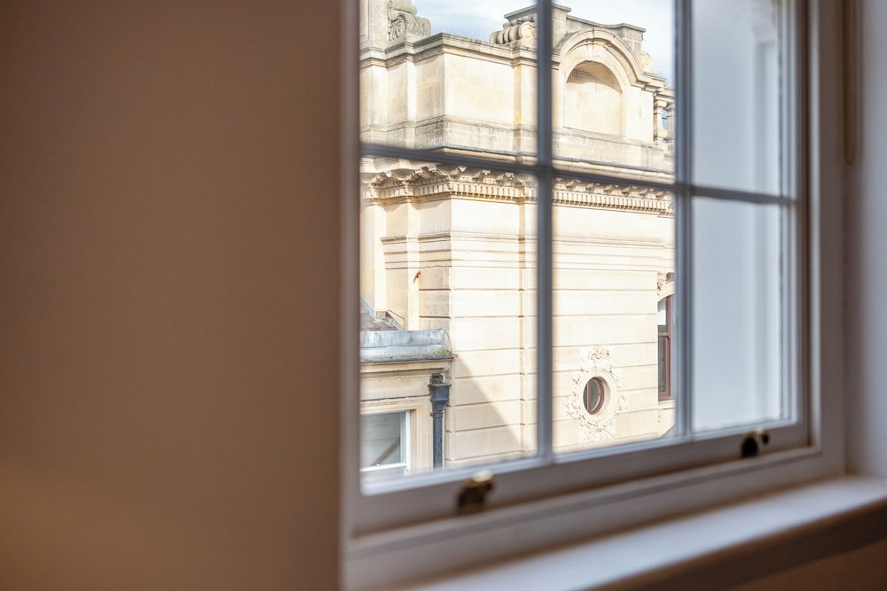 Stunning HighStreet Escape in Cheltenham