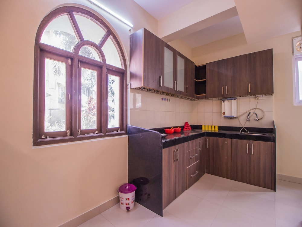 OYO 11424 Home Elegant 3BHK Villa Near Dona Paula Beach