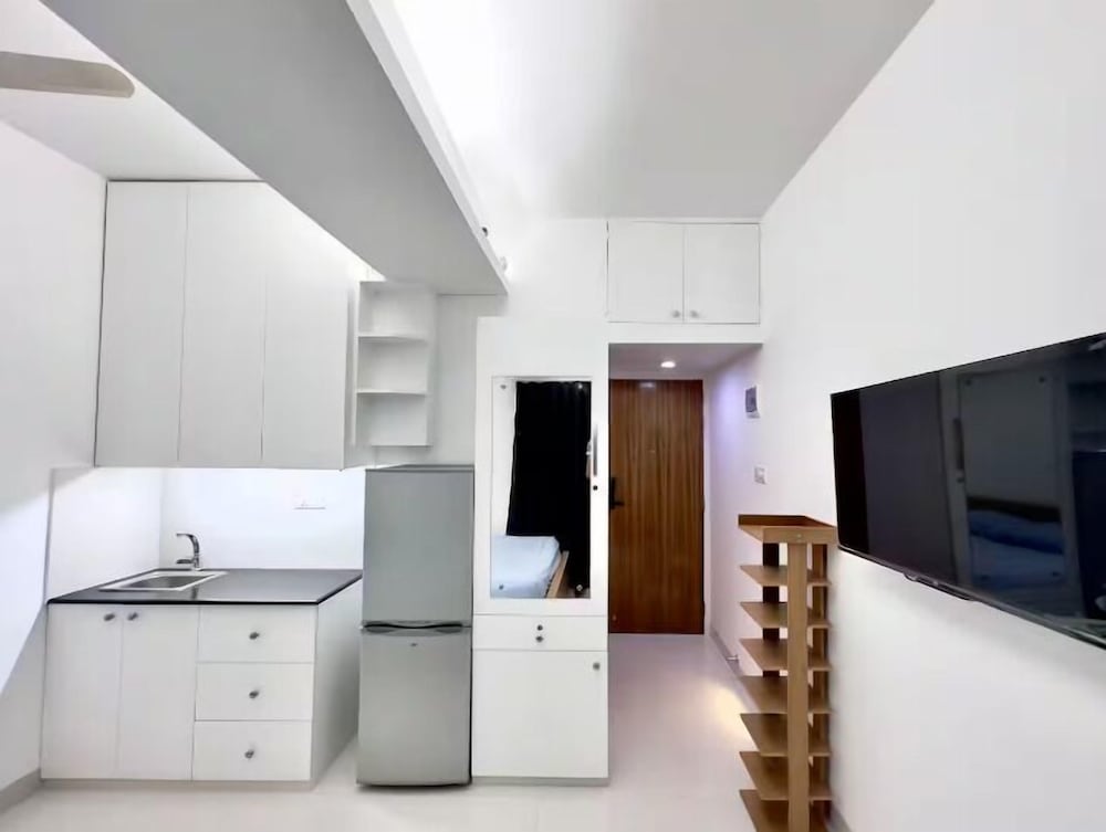 300 sq.ft 7 Cozy Apt with Pool-Gym