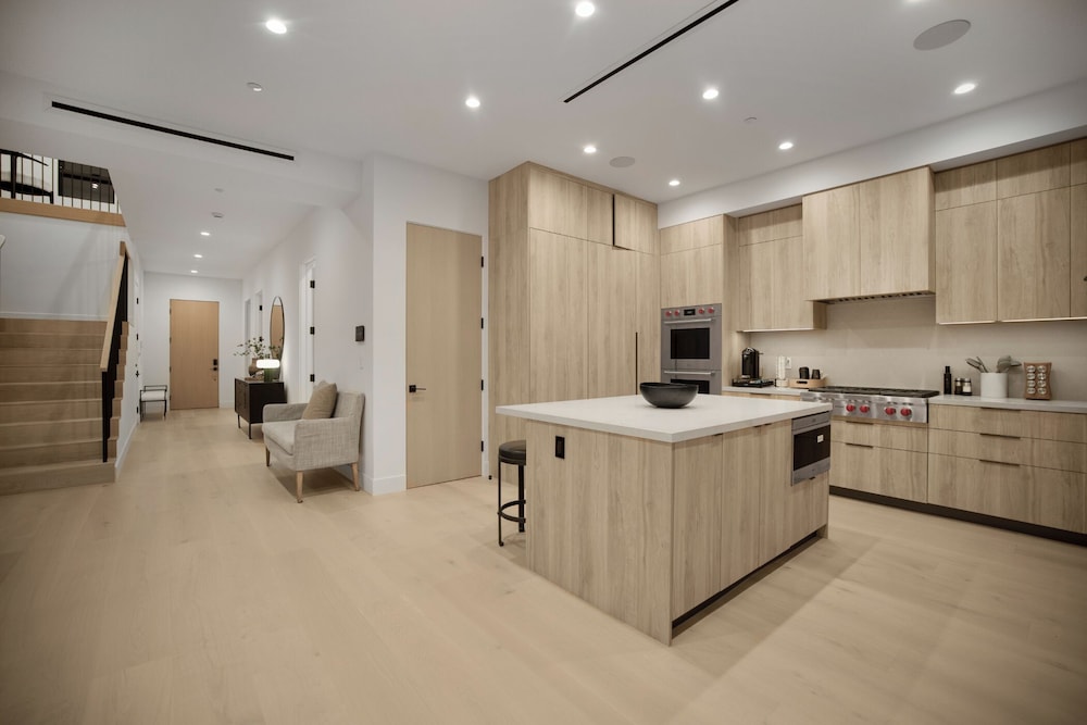 Kraft Villa - Luxury Living Redefined w/ Pool