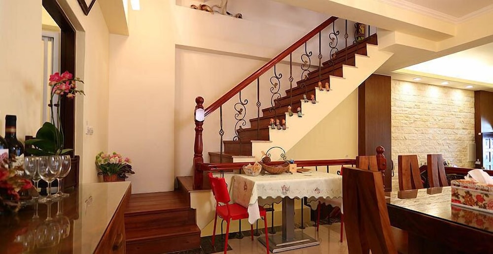 Love Family Hostel