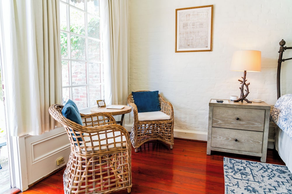French Quarter Lanaux Mansion B & B