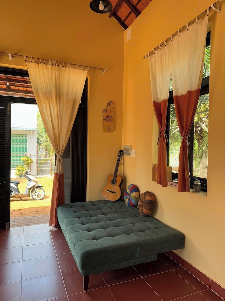 LoiLoi's home