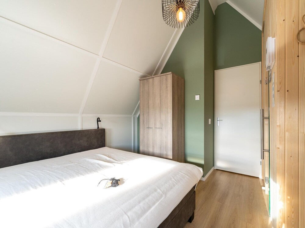 Holiday Home in Scherpenisse Near Nature Reserve