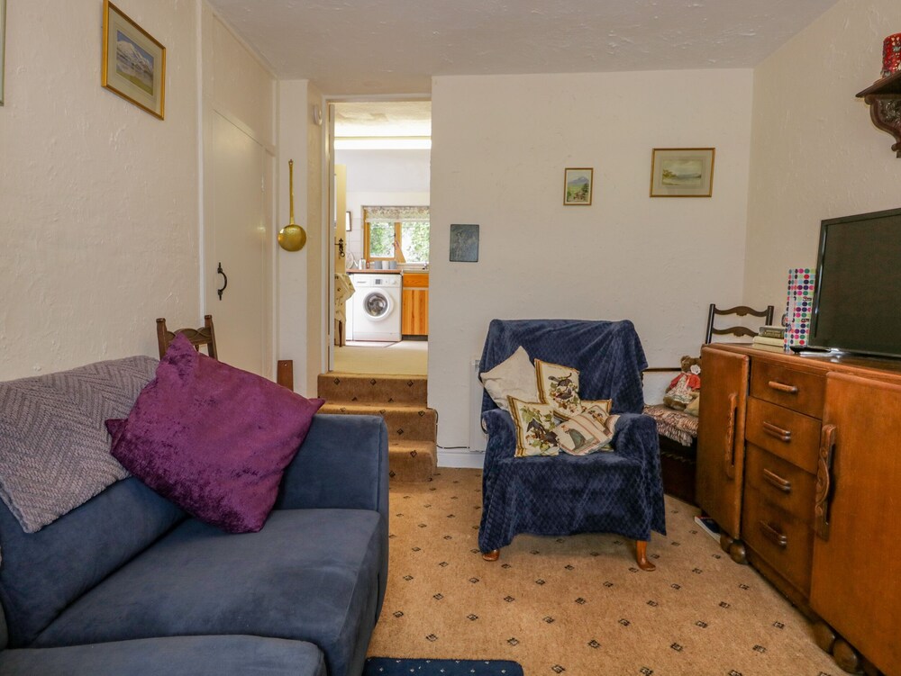 2 Gateside Cottages