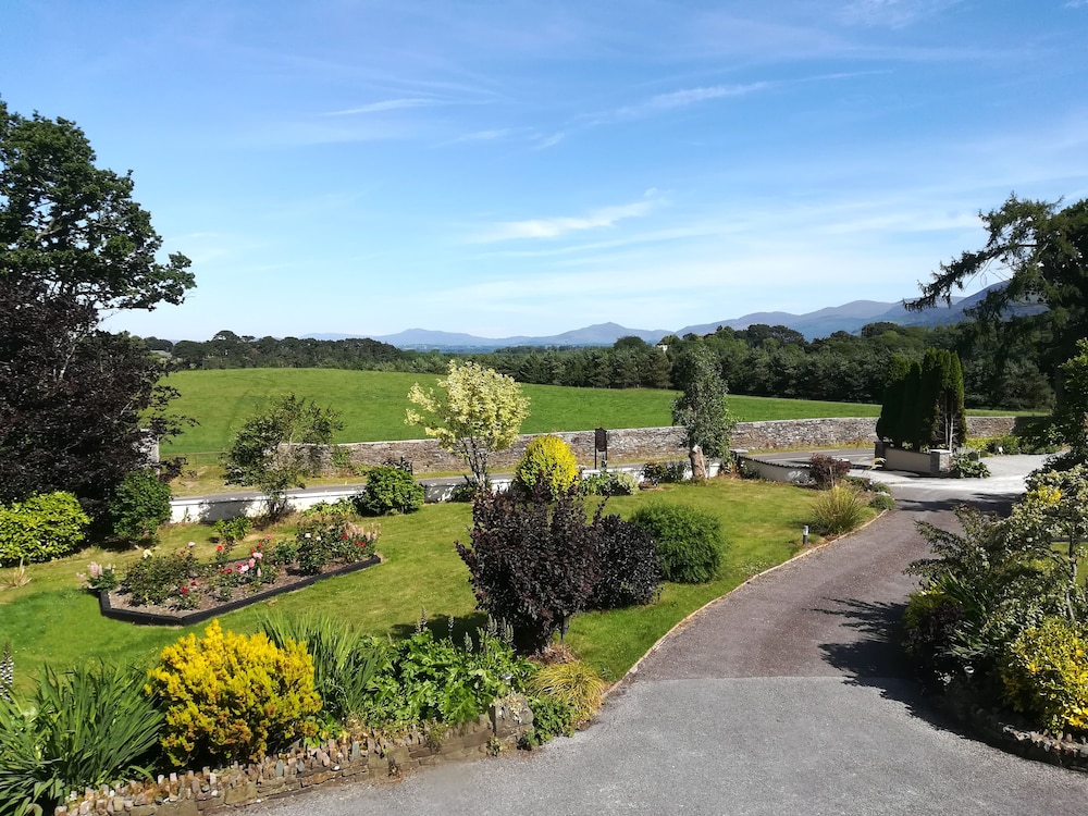 Inveraray Farm