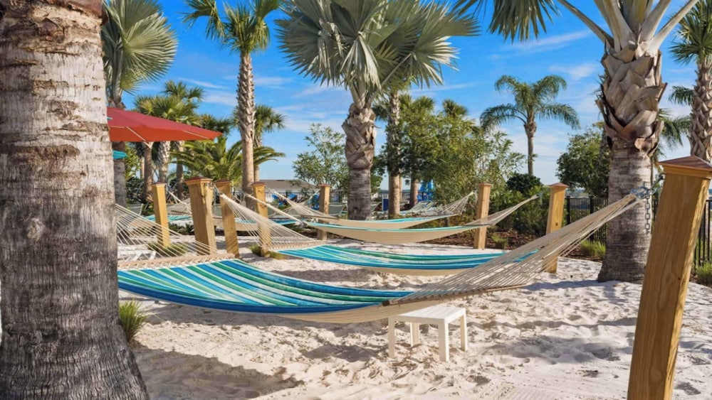 Luxurious Windsor Cay Villa Private Pool, Epic Game Room & Minutes to Disney!