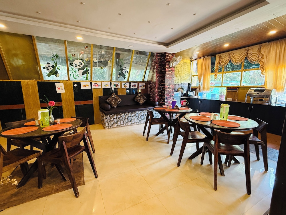 Candolim Sands