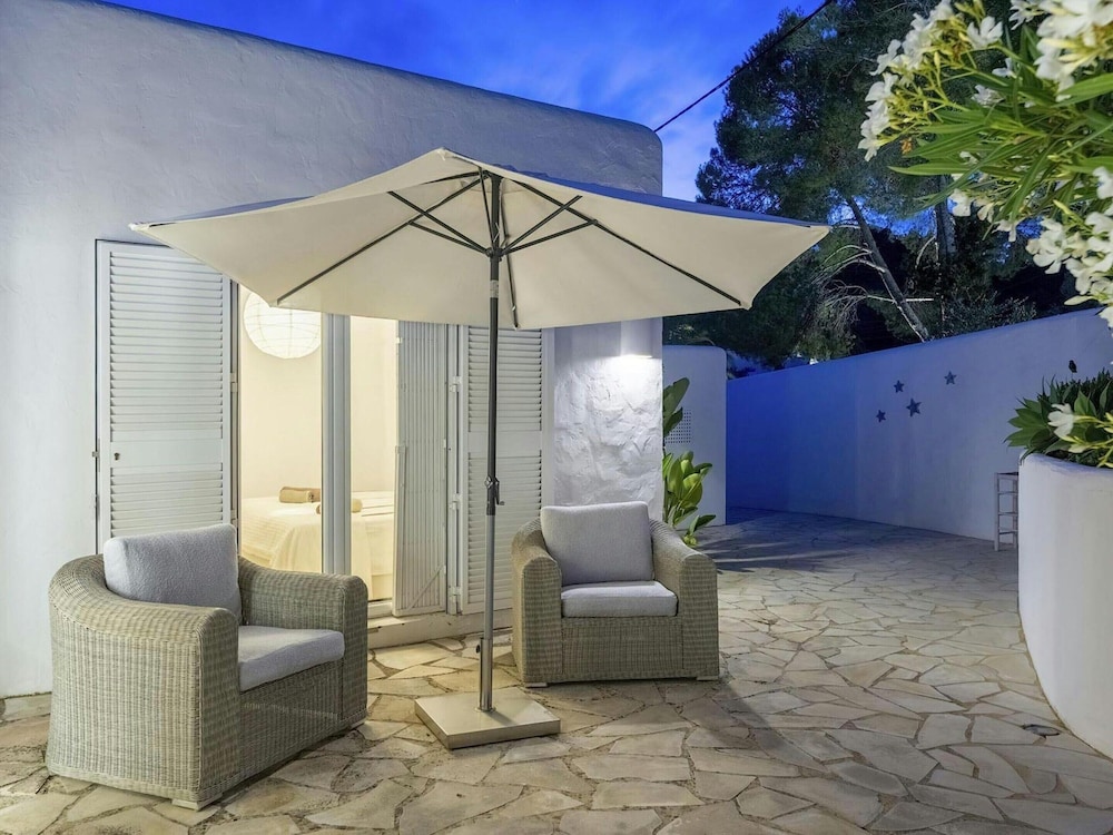 Holiday Home With Outdoor Barbecque