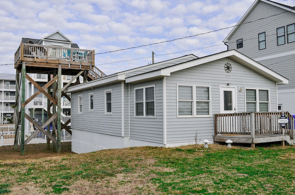 Just Sandy by Topsail Realty