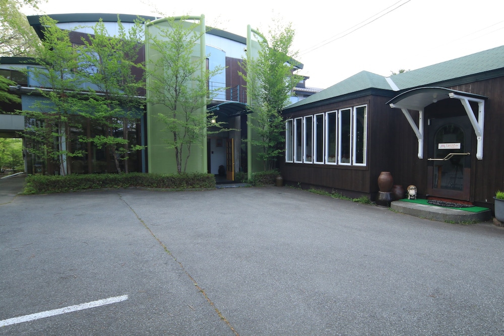 Lotus Cafe Ren view 5