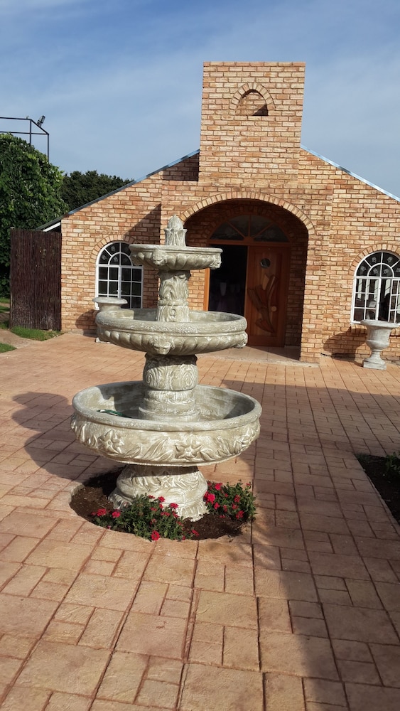Crystal Rose Lodge