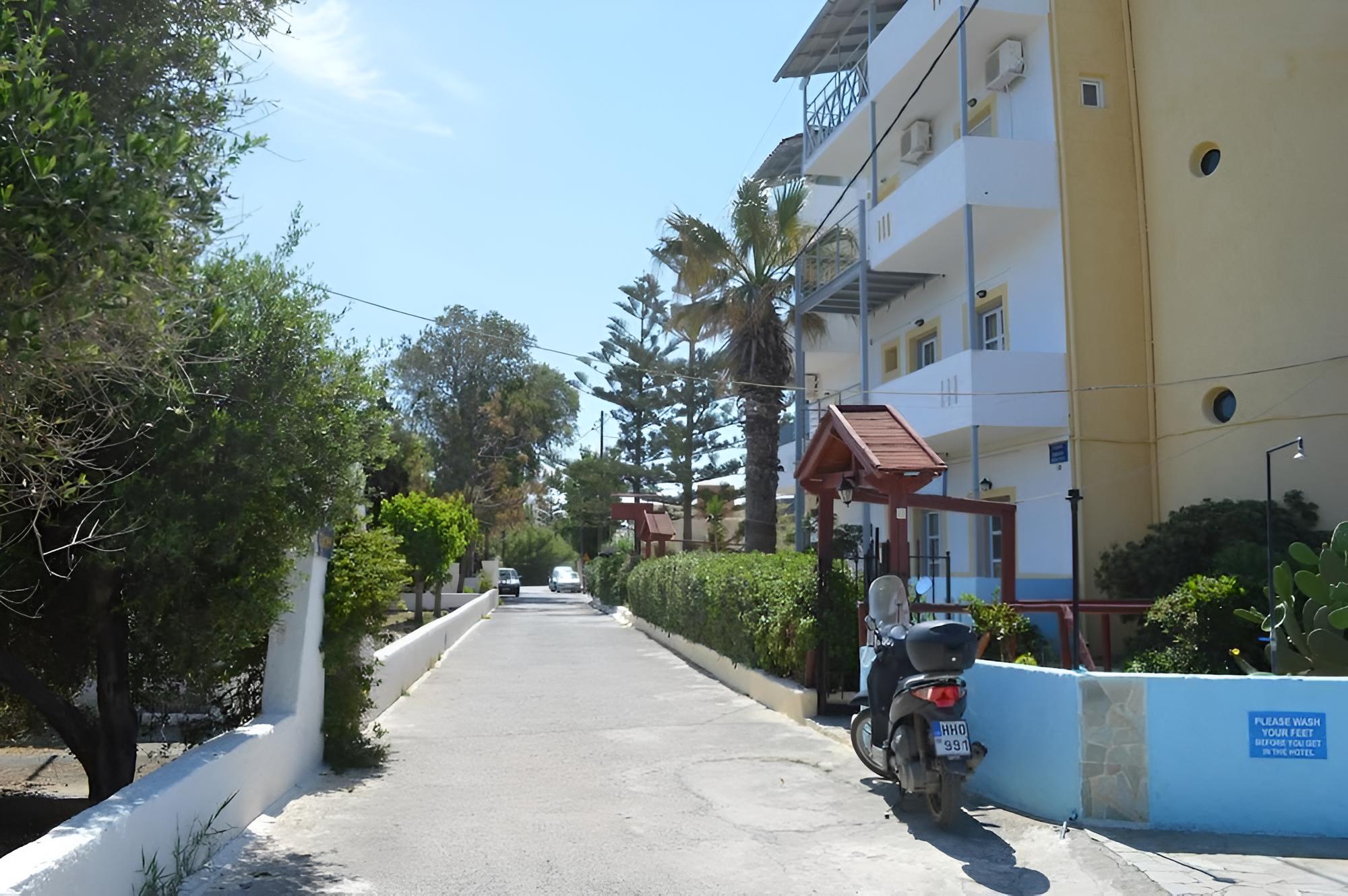 Photo 9