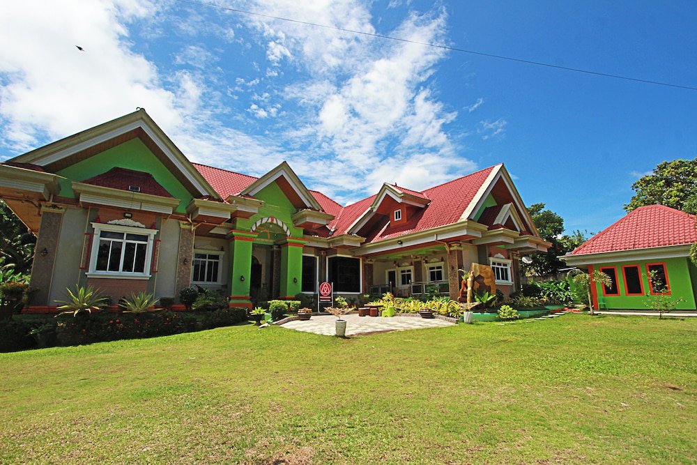 Loboc Airbnb Traveller's Inn