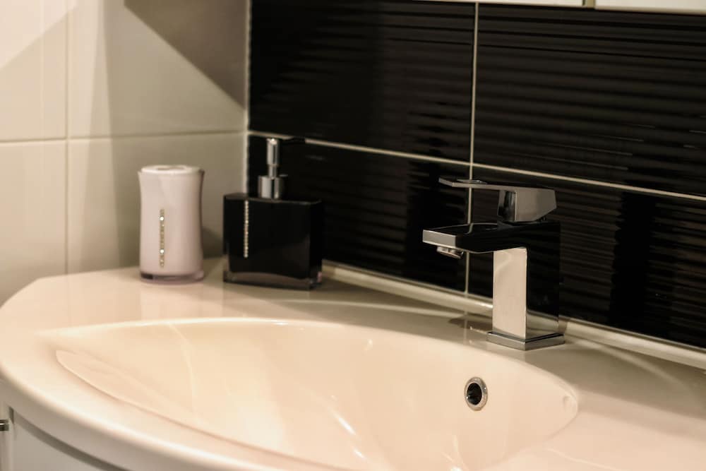 Guesthouse Esma en Rovinj — bathroom