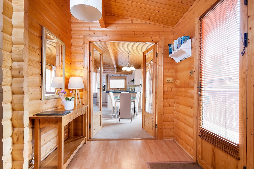 South Winchester Lodges