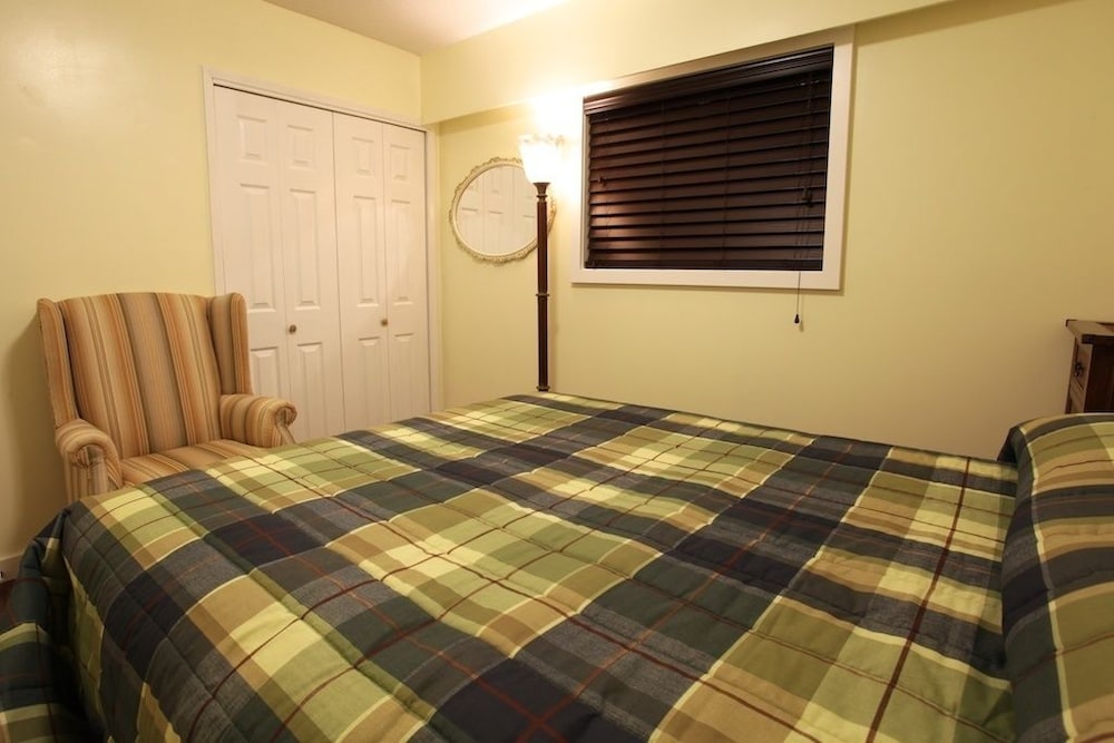 Cherry Tree Inn Victoria - Image 3