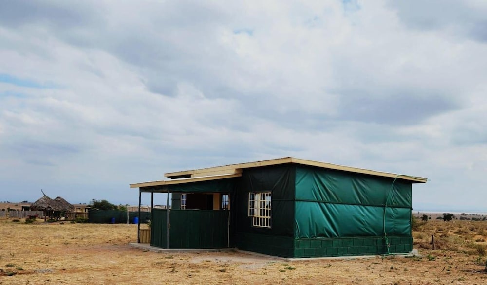 Amanya 2-bedroom Self Catering Tent